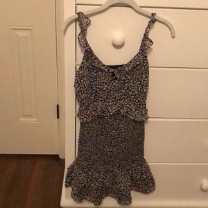 super cute dress! fitted dress!